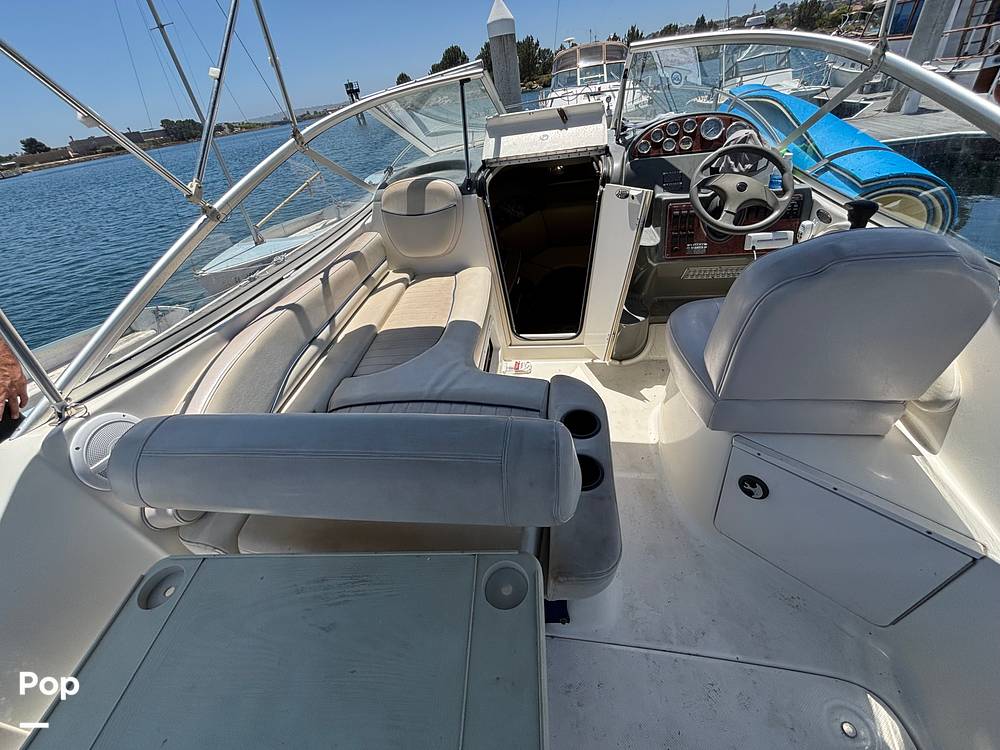 Slide: The Image of Bayliner 245 2005 - 15571005
