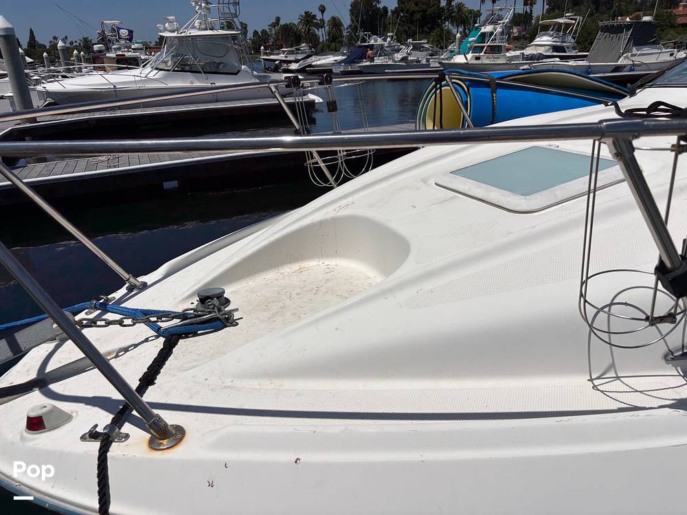 Slide: The Image of Bayliner 245 2005 - 15571024