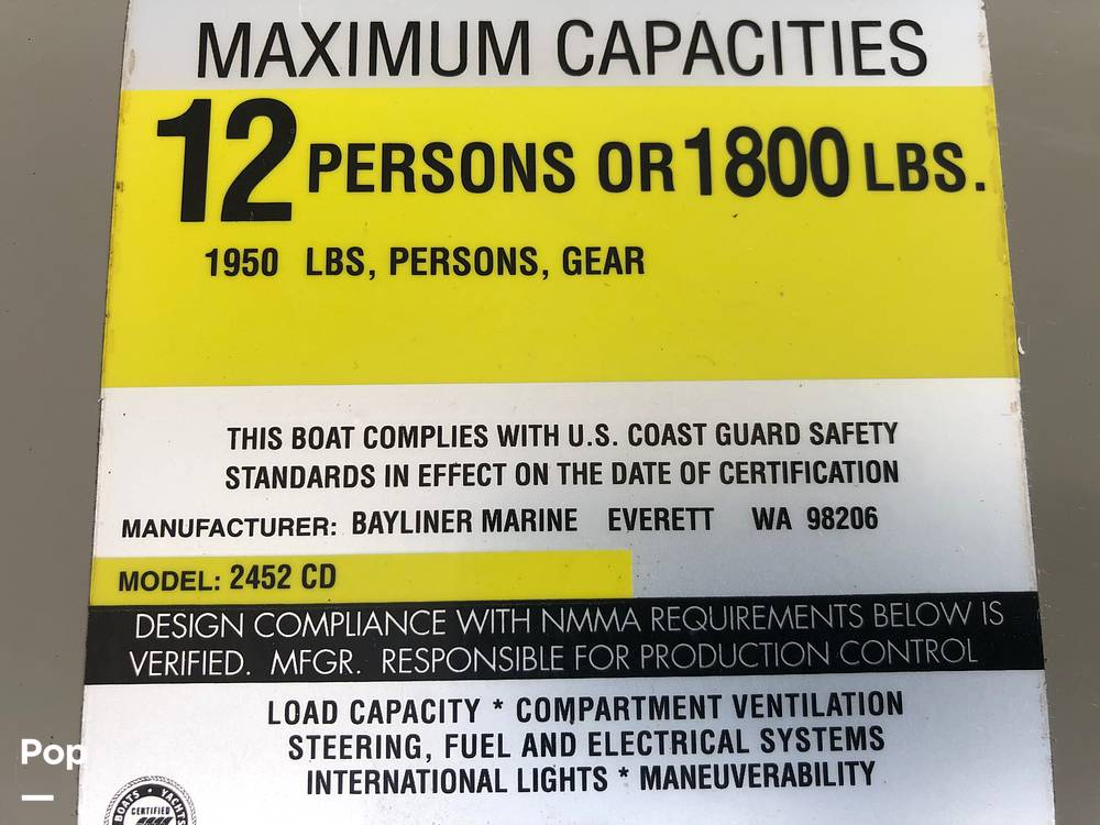 Slide: The Image of Bayliner 2452 Ciera Express 2000 - 26