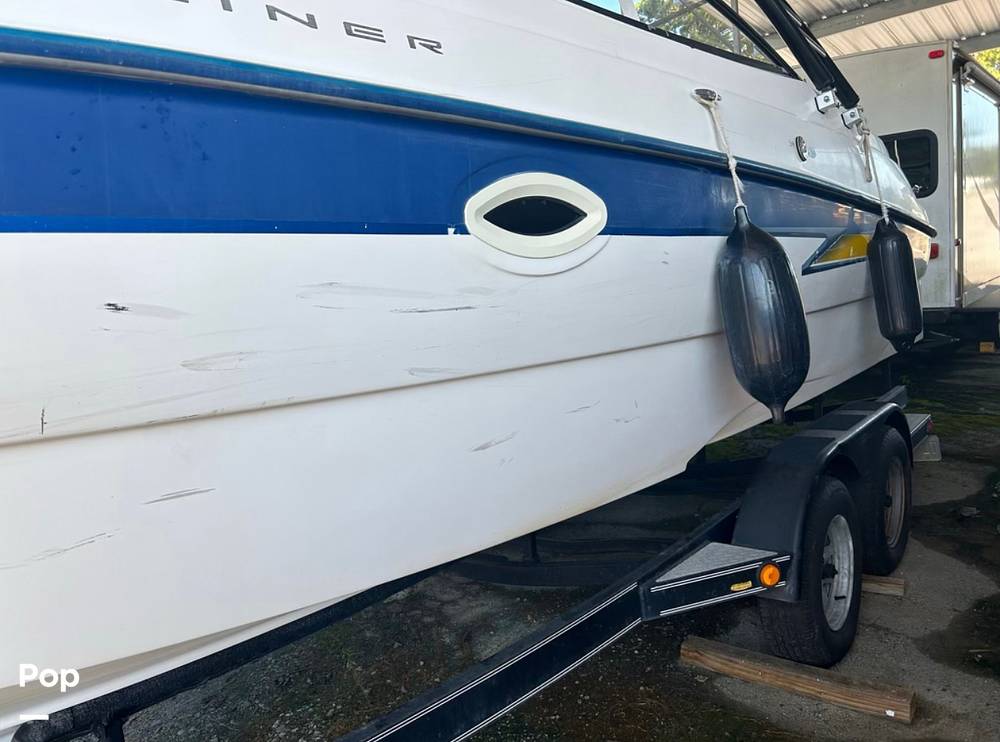 Slide: The Image of Bayliner 249 Sun Deck 2004 - 13013288
