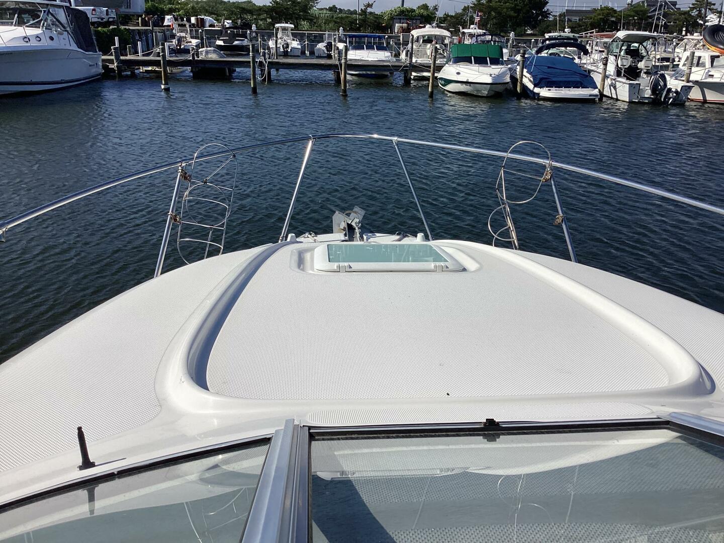Slide: The Image of Bayliner 2655 Cierra 2004 - 5110387