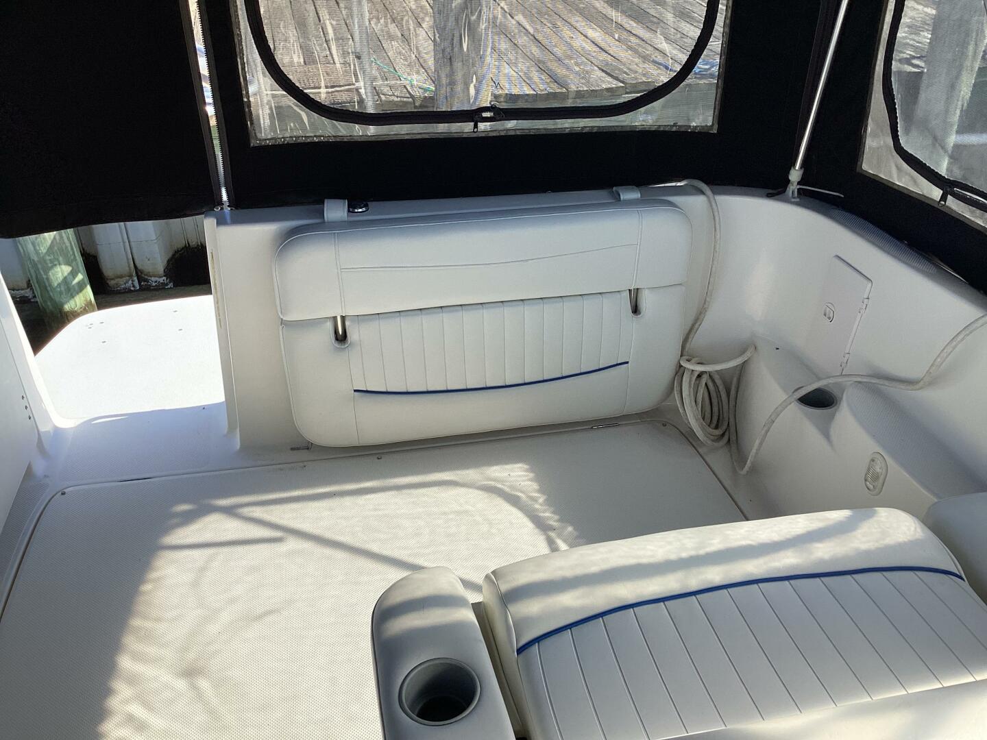 Slide: The Image of Bayliner 2655 Cierra 2004 - 5110362