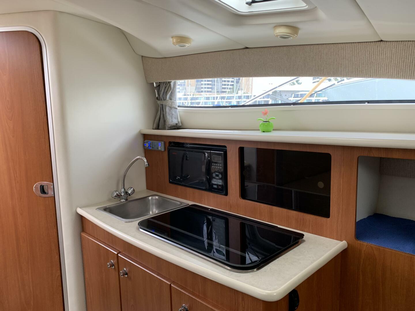 Slide: The Image of Bayliner 2855 Ciera 2004 - 4335652