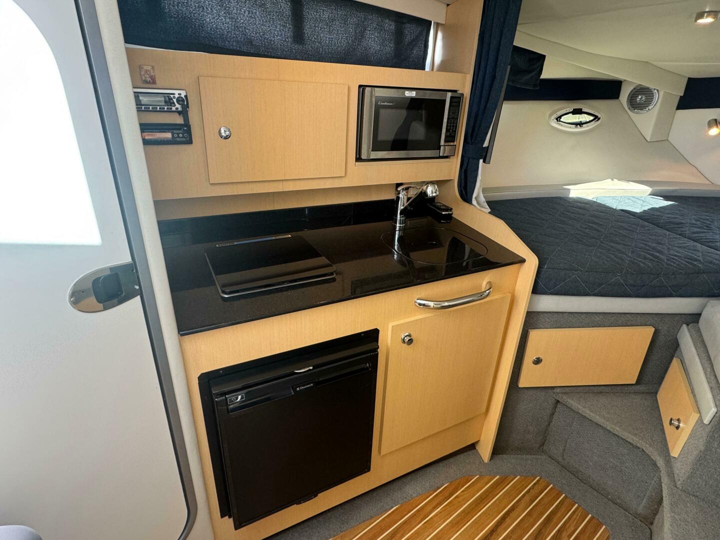 Slide: The Image of Bayliner 285 Cruiser 2011 - 5340238