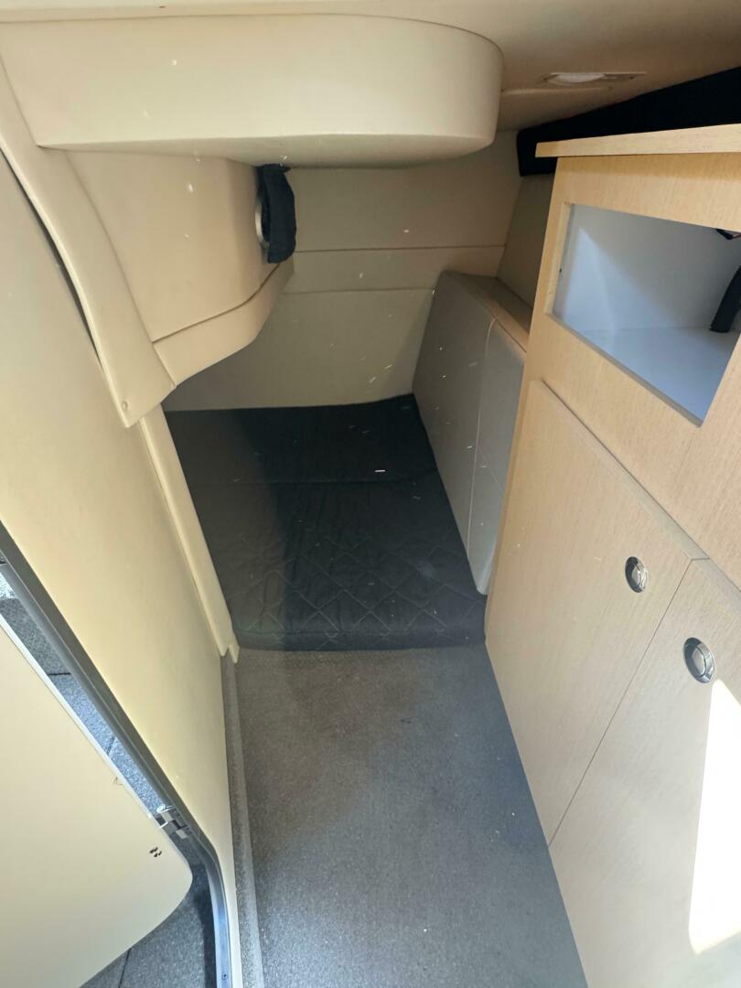 Slide: The Image of Bayliner 285 Cruiser 2011 - 5340241