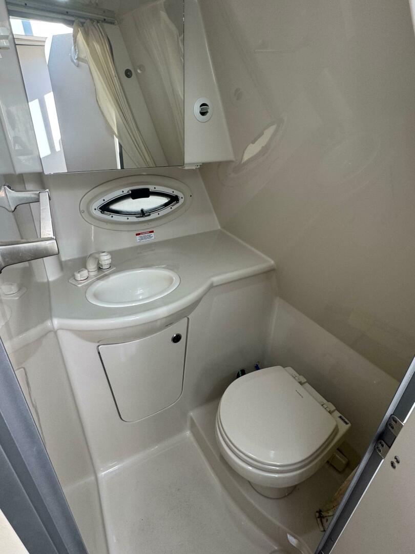 Slide: The Image of Bayliner 285 Cruiser 2011 - 5340243