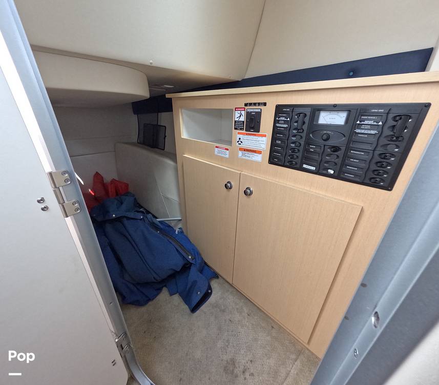 Slide: The Image of Bayliner 285 SB Cruiser 2012 - 15777975