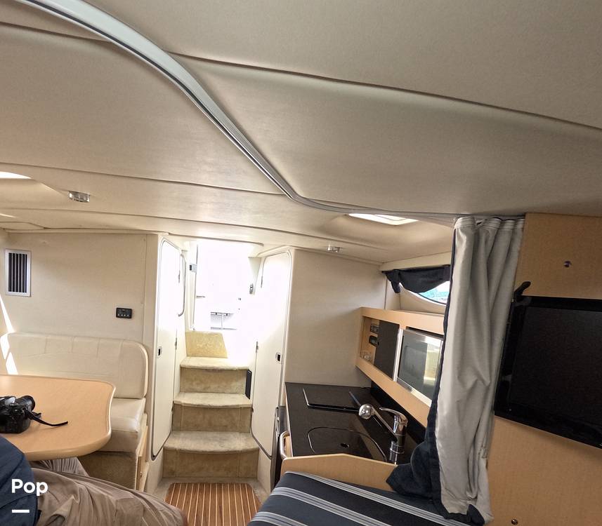 Slide: The Image of Bayliner 285 SB Cruiser 2012 - 15777978