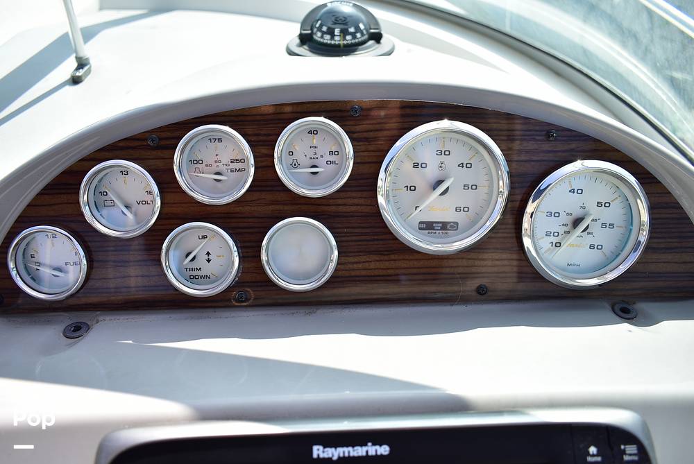 Slide: The Image of Bayliner 285 SB Cruiser 2012 - 15777994