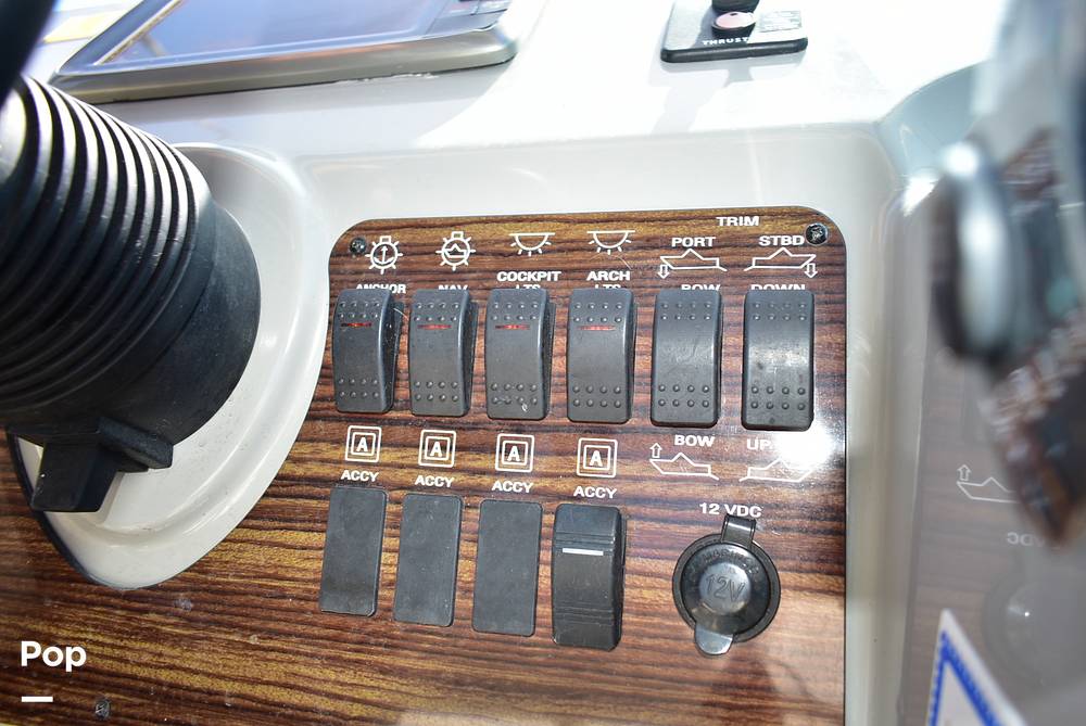 Slide: The Image of Bayliner 285 SB Cruiser 2012 - 15777997