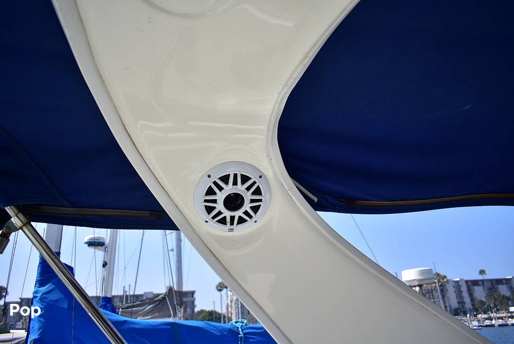 Slide: The Image of Bayliner 285 SB Cruiser 2012 - 15778003