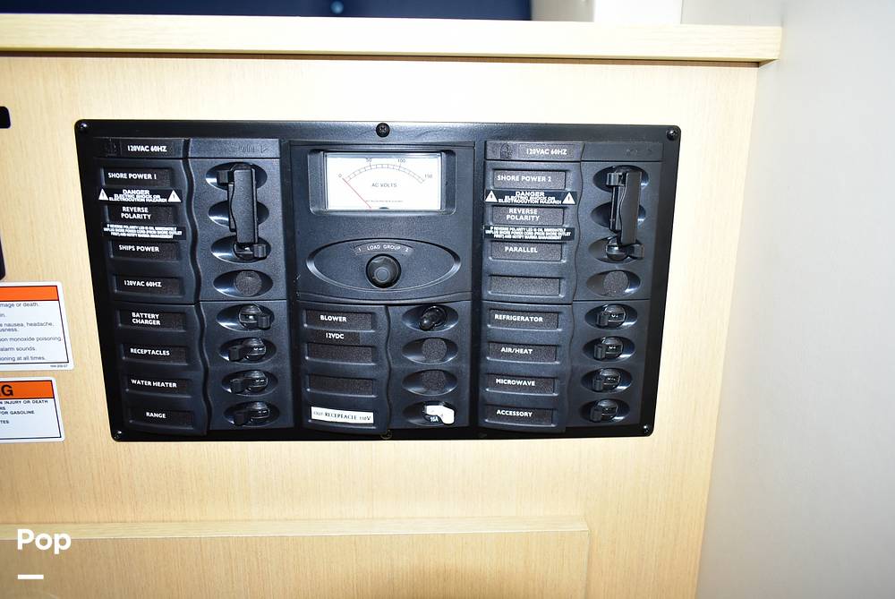 Slide: The Image of Bayliner 285 SB Cruiser 2012 - 15778024