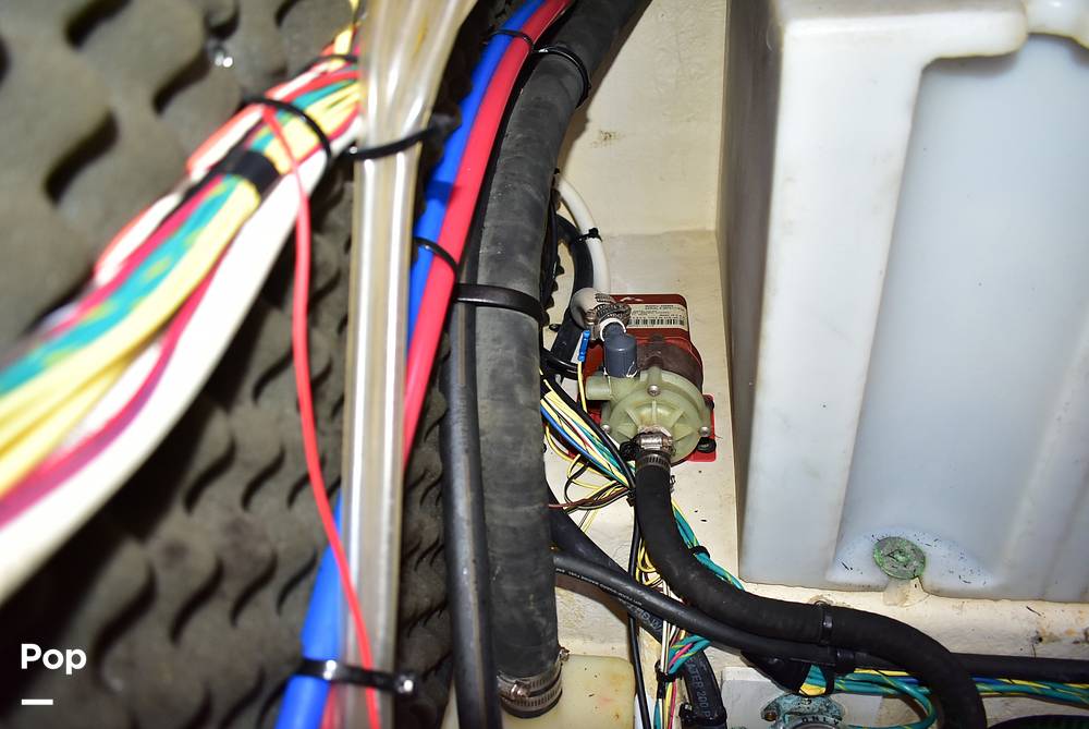 Slide: The Image of Bayliner 285 SB Cruiser 2012 - 15778035