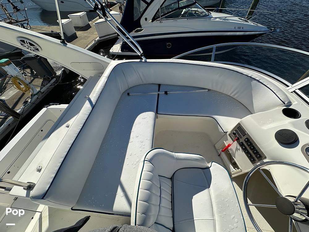 Slide: The Image of Bayliner 288 CB 2006 - 23