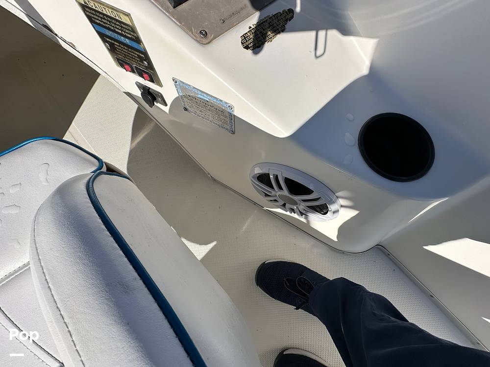 Slide: The Image of Bayliner 288 CB 2006 - 26