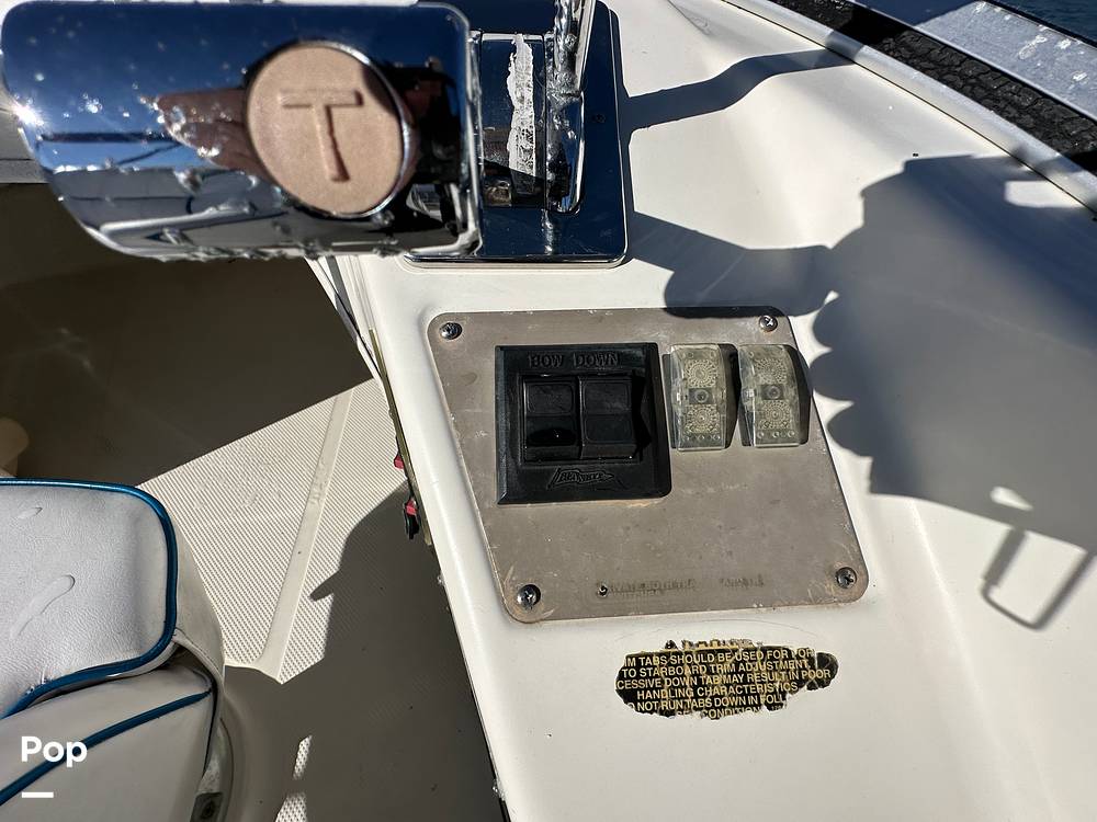 Slide: The Image of Bayliner 288 CB 2006 - 27