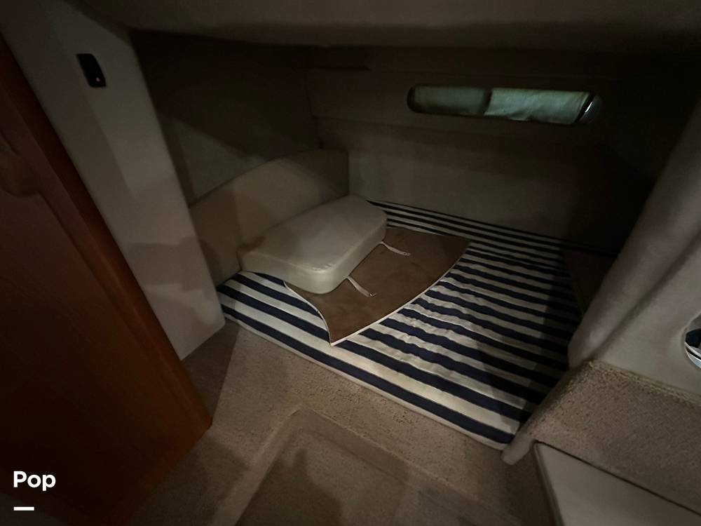 Slide: The Image of Bayliner 305 Ciera 2004 - 14427834