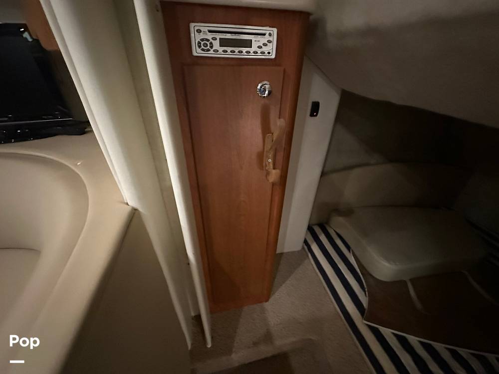 Slide: The Image of Bayliner 305 Ciera 2004 - 14427849