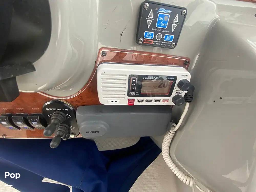 Slide: The Image of Bayliner 305sb 2007 - 15807032