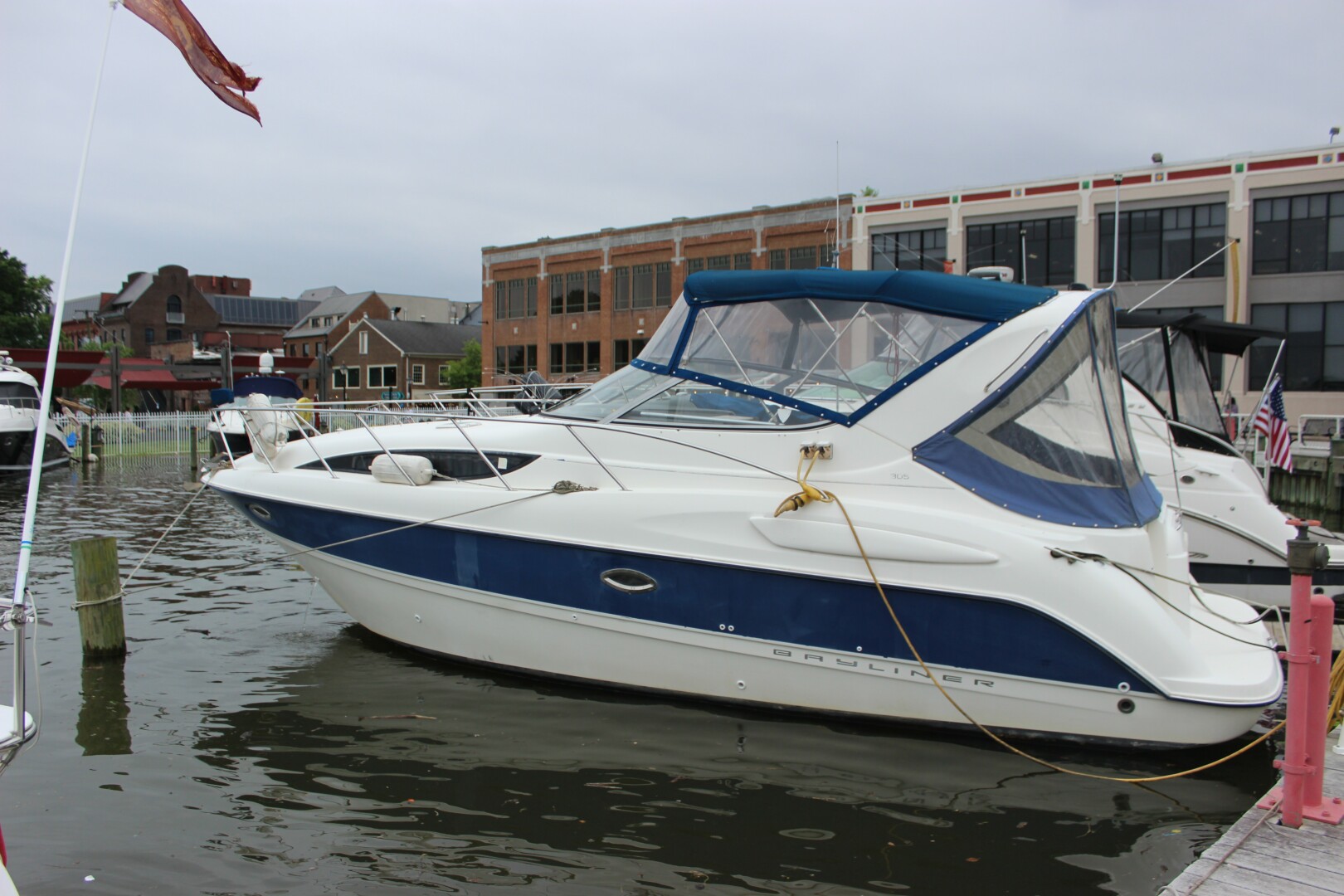 Slide: The Image of Bayliner 315 2014 - 5351164