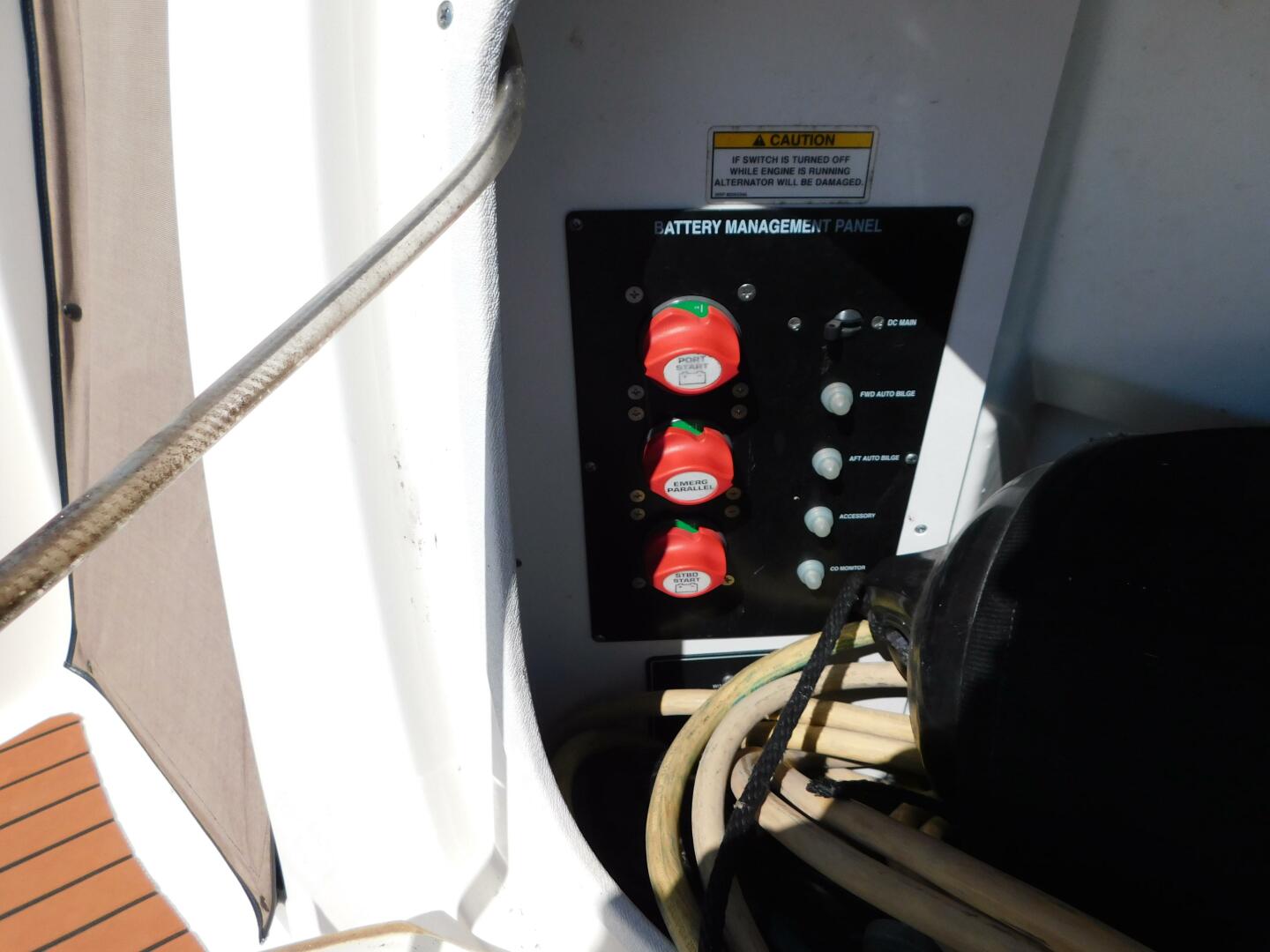 Slide: The Image of Bayliner 315 Cruiser 2012 - 5214808