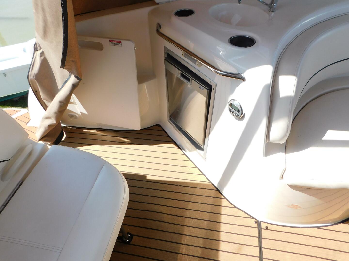 Slide: The Image of Bayliner 315 Cruiser 2012 - 5214810