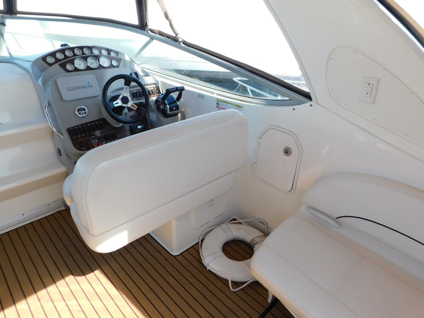Slide: The Image of Bayliner 315 Cruiser 2012 - 5214812