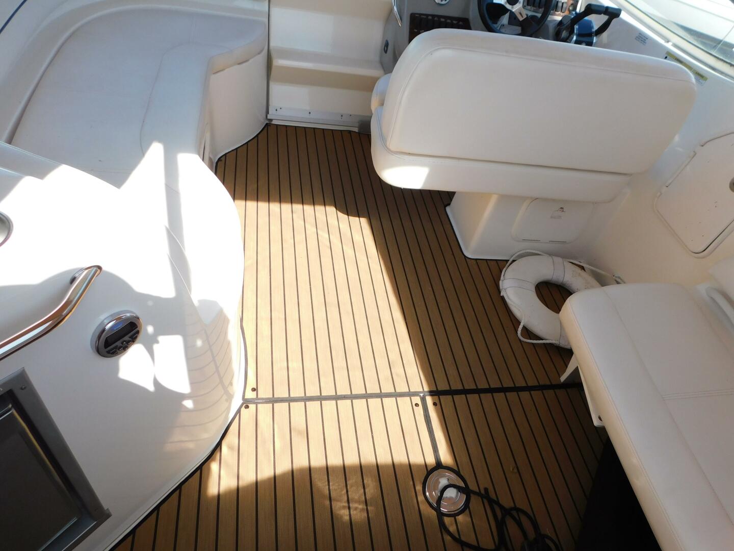Slide: The Image of Bayliner 315 Cruiser 2012 - 5214813