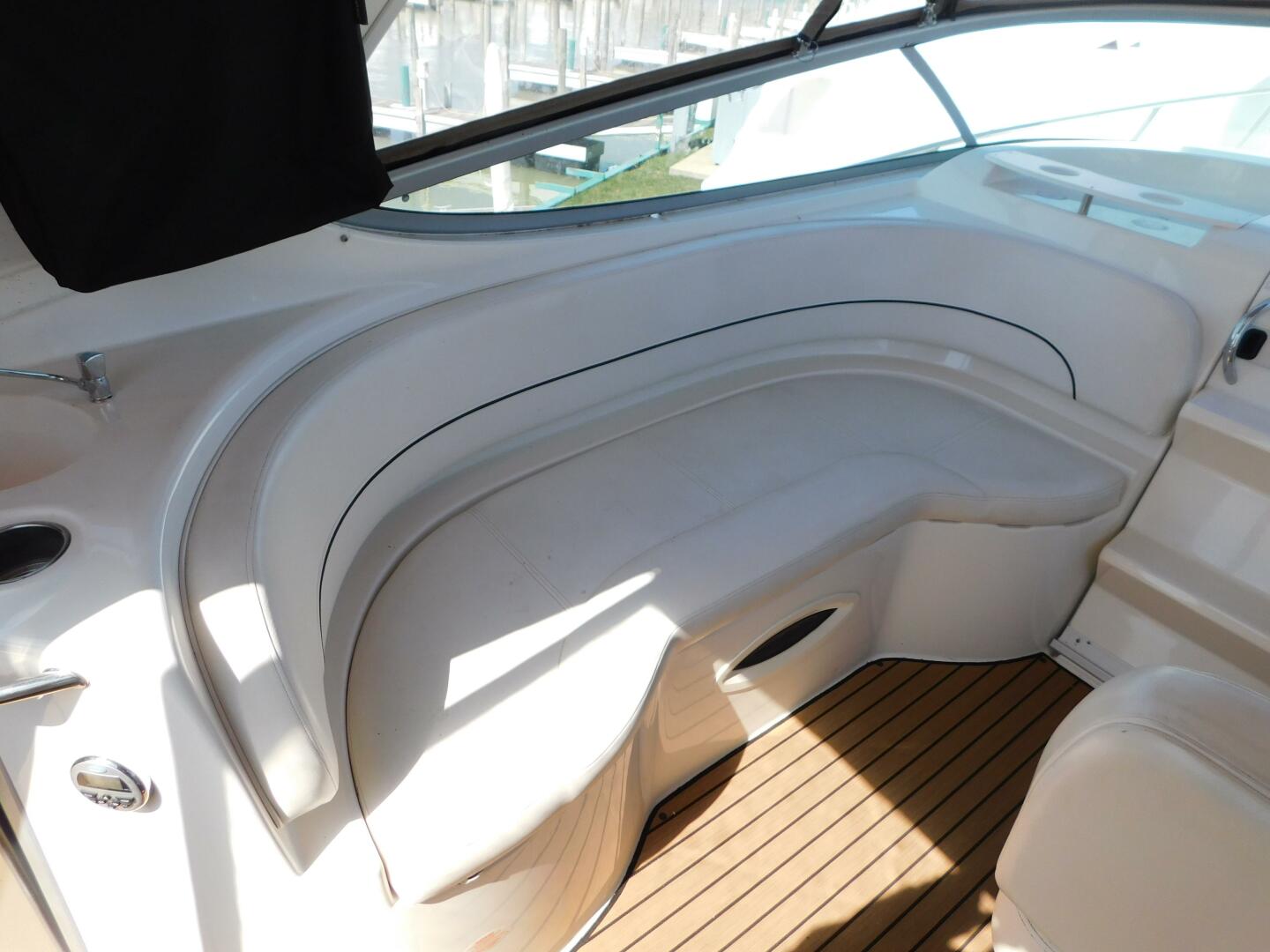 Slide: The Image of Bayliner 315 Cruiser 2012 - 5214814