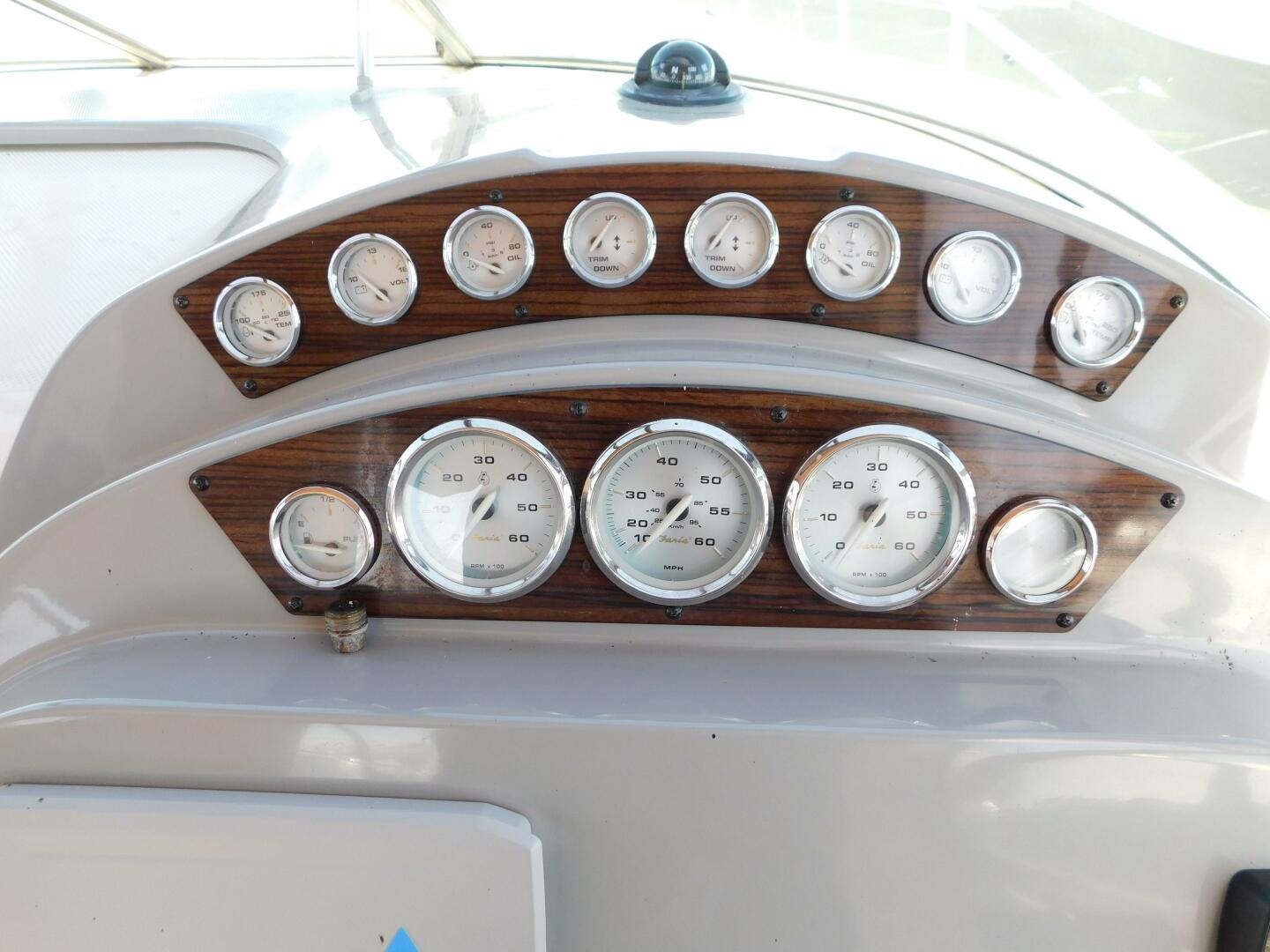 Slide: The Image of Bayliner 315 Cruiser 2012 - 5214823