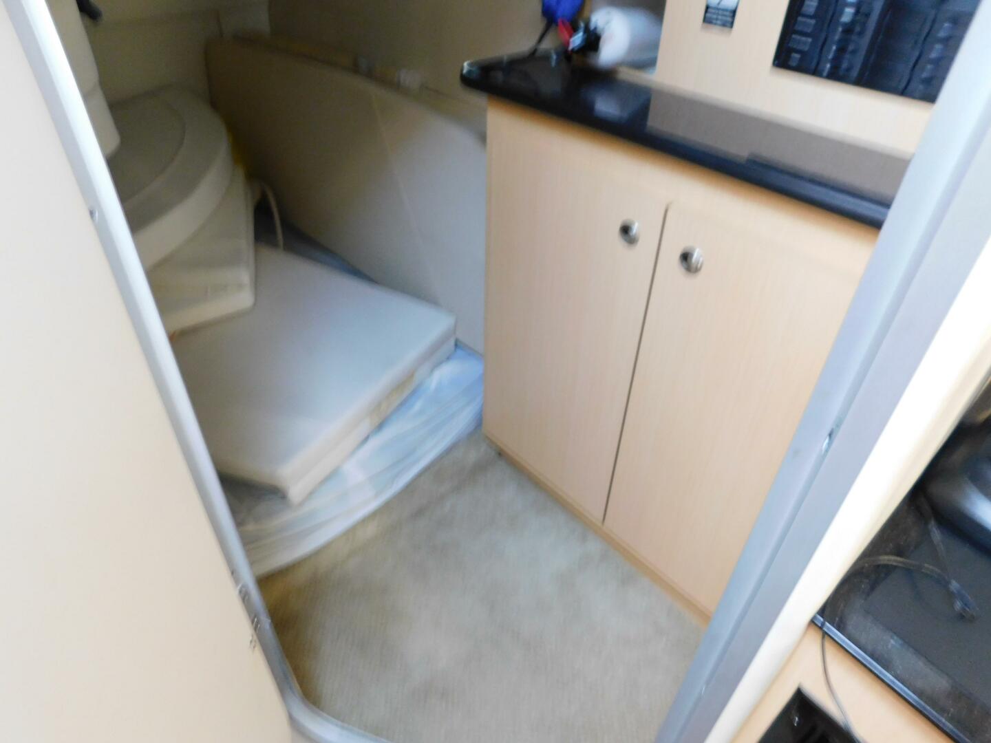 Slide: The Image of Bayliner 315 Cruiser 2012 - 5214856