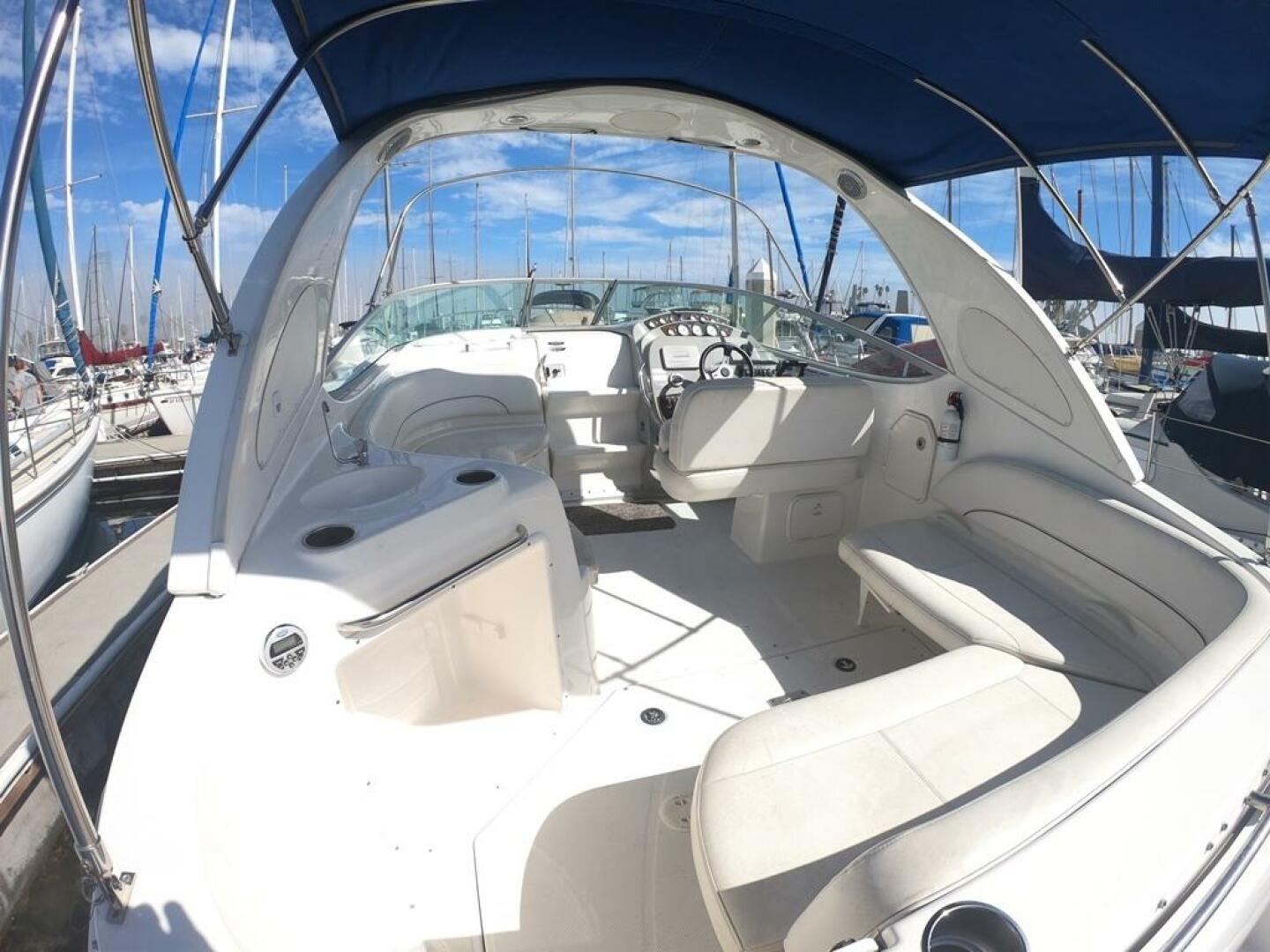 Slide: The Image of Bayliner 315 Express 2010 - 4824927