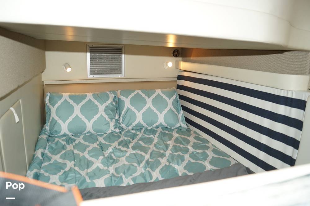 Slide: The Image of Bayliner 325 2005 - 10563245