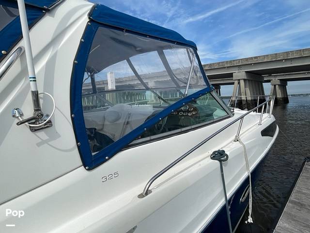 Slide: The Image of Bayliner 325 2005 - 10616784