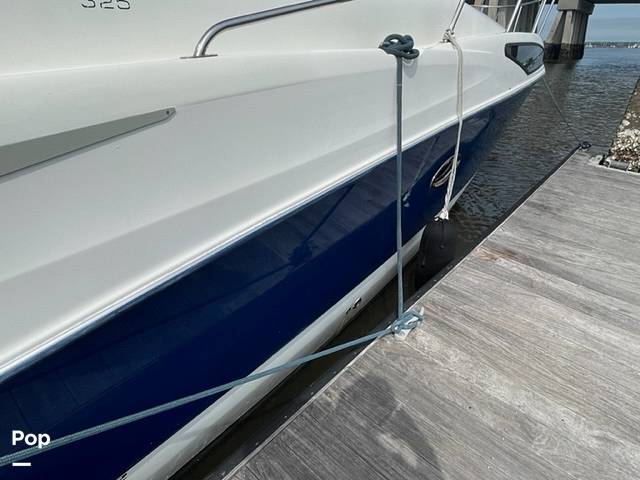 Slide: The Image of Bayliner 325 2005 - 10616785