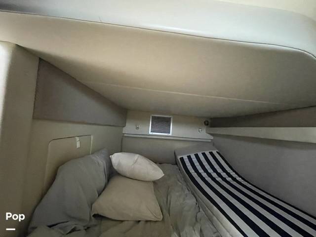 Slide: The Image of Bayliner 325 2005 - 10616863