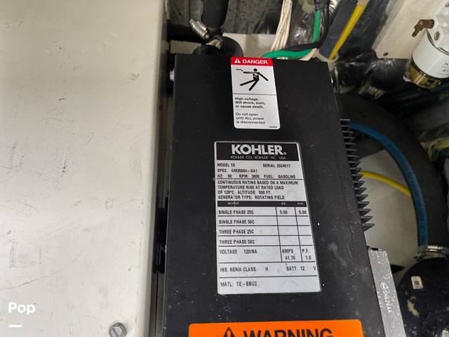 Slide: The Image of Bayliner 325 2005 - 10616890