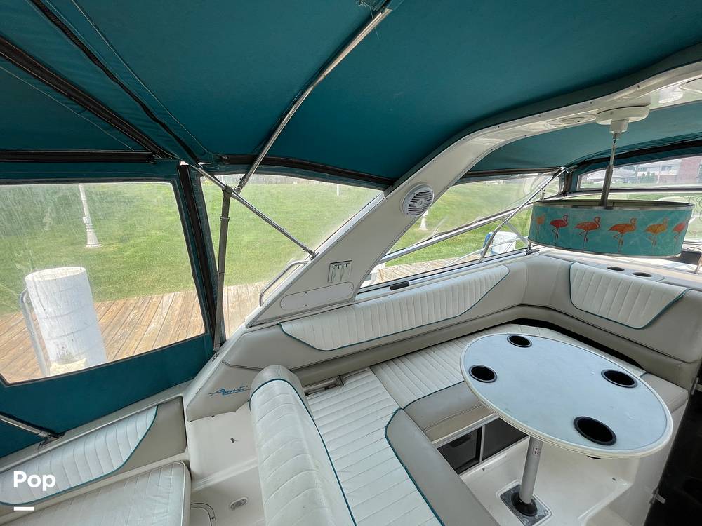 Slide: The Image of Bayliner 3255 Avanti 1995 - 14365122