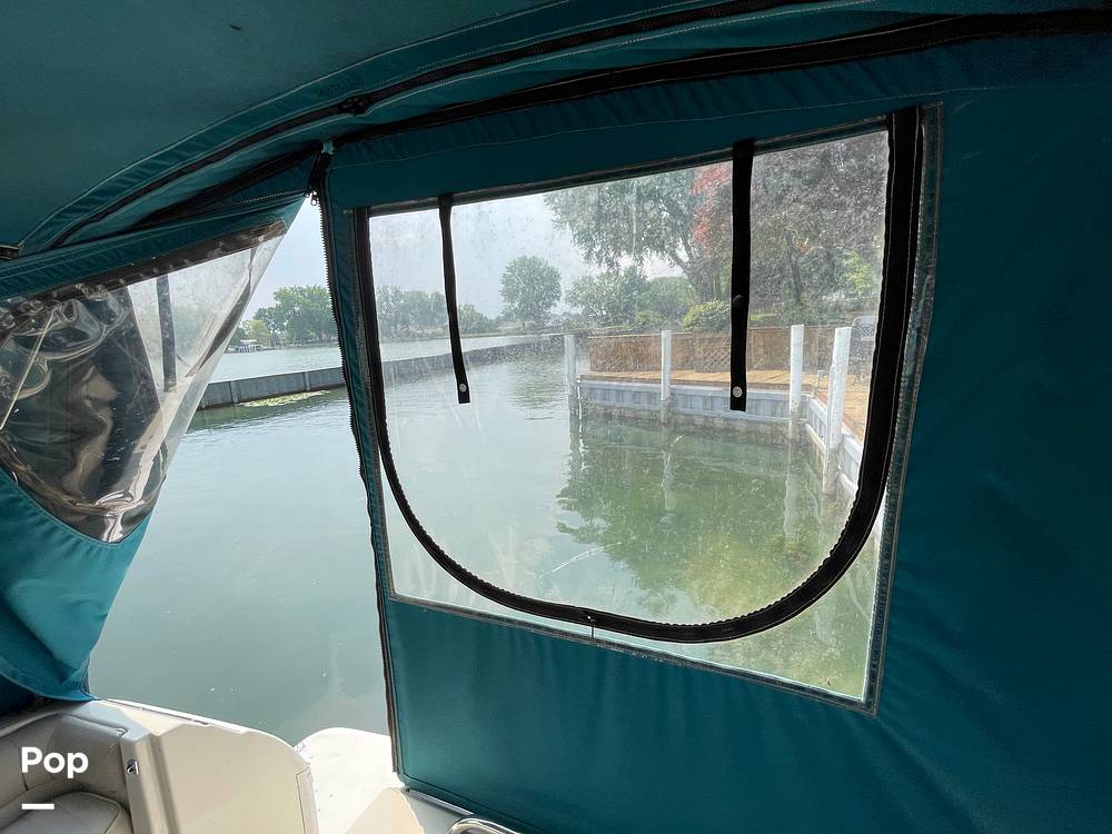 Slide: The Image of Bayliner 3255 Avanti 1995 - 14365127