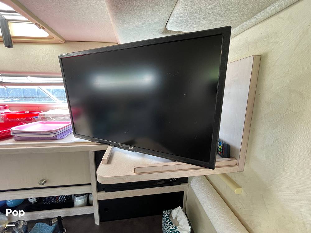 Slide: The Image of Bayliner 3255 Avanti 1995 - 14365138