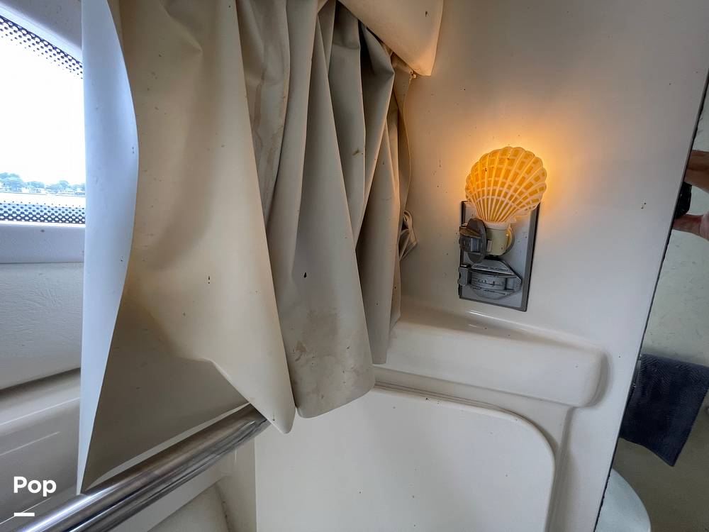 Slide: The Image of Bayliner 3255 Avanti 1995 - 14365188