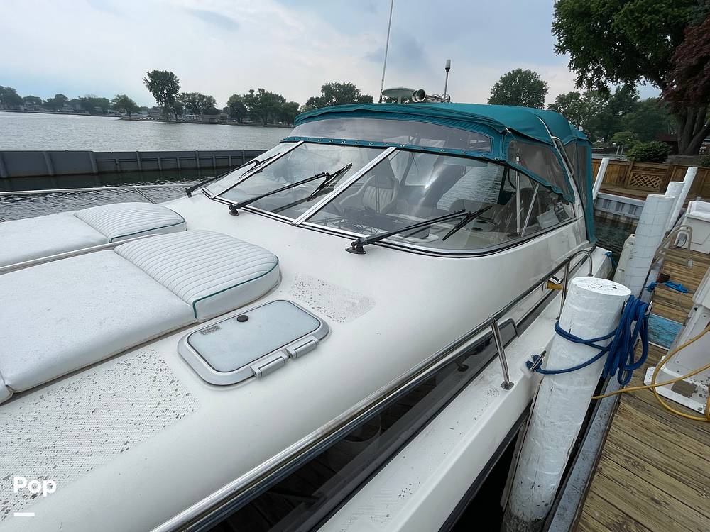 Slide: The Image of Bayliner 3255 Avanti 1995 - 14364802