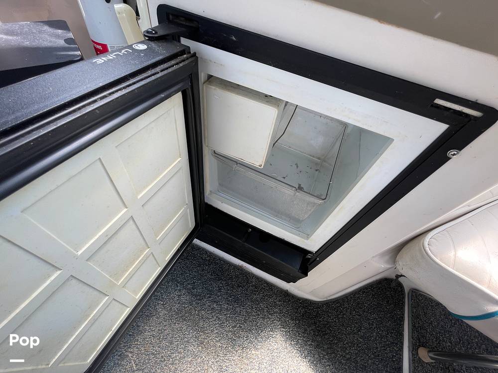 Slide: The Image of Bayliner 3255 Avanti 1995 - 14365103