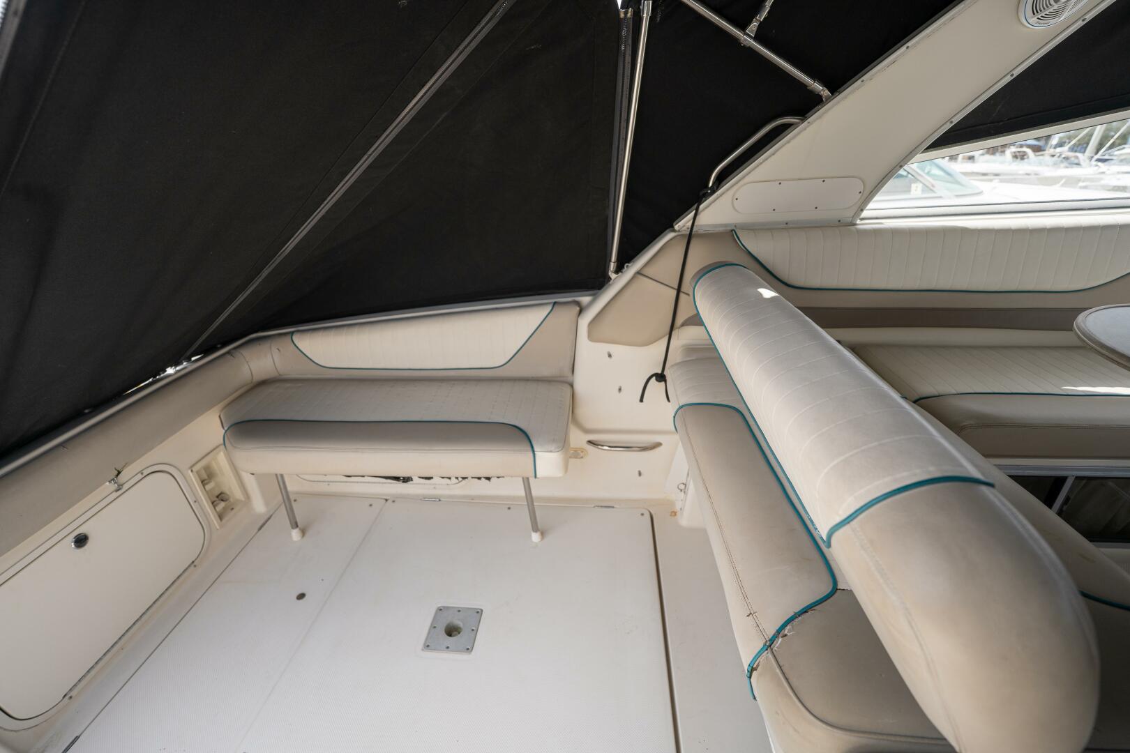 Slide: The Image of Bayliner 3255 Avanti 1997 - 5121046