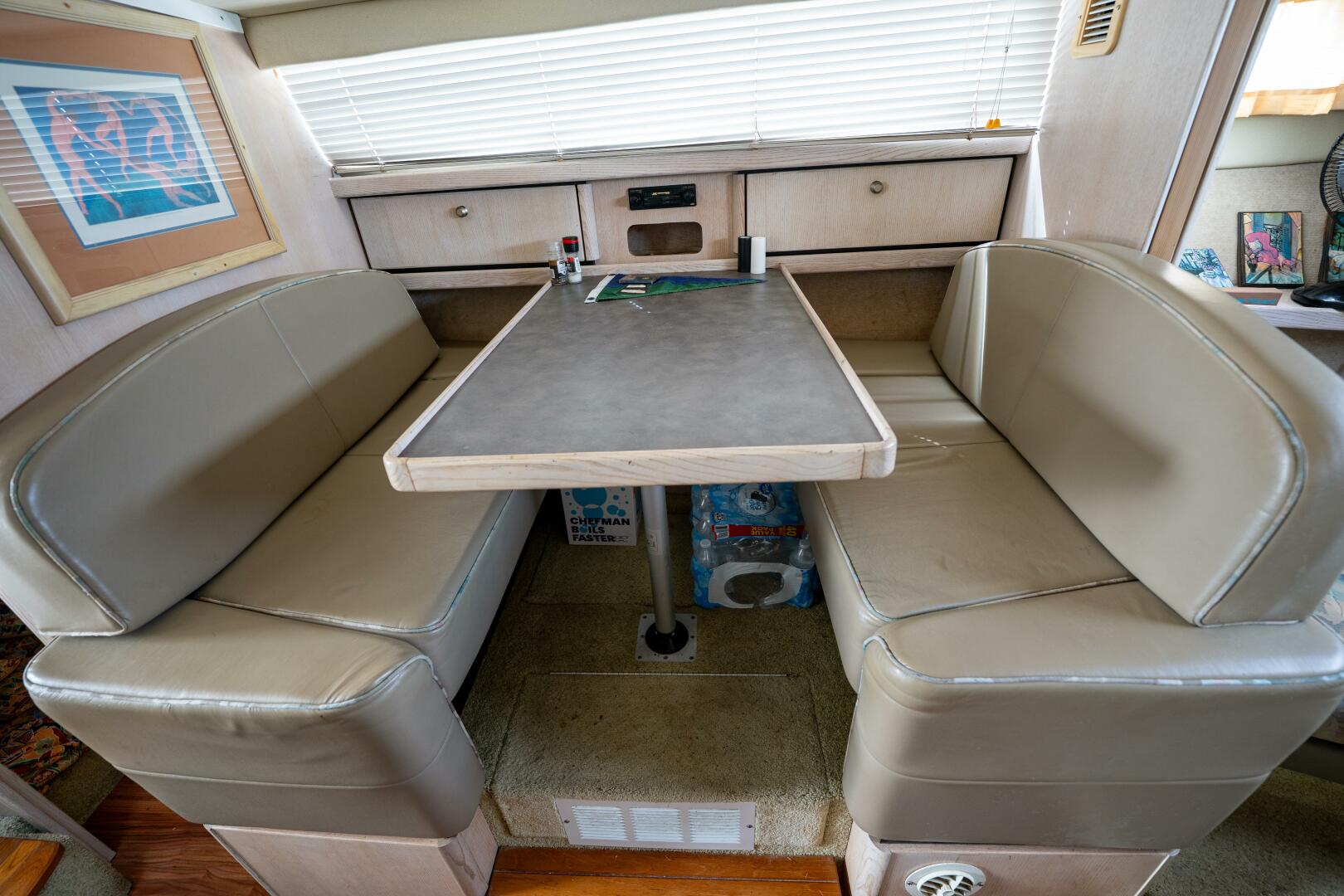 Slide: The Image of Bayliner 3255 Avanti 1997 - 5121056