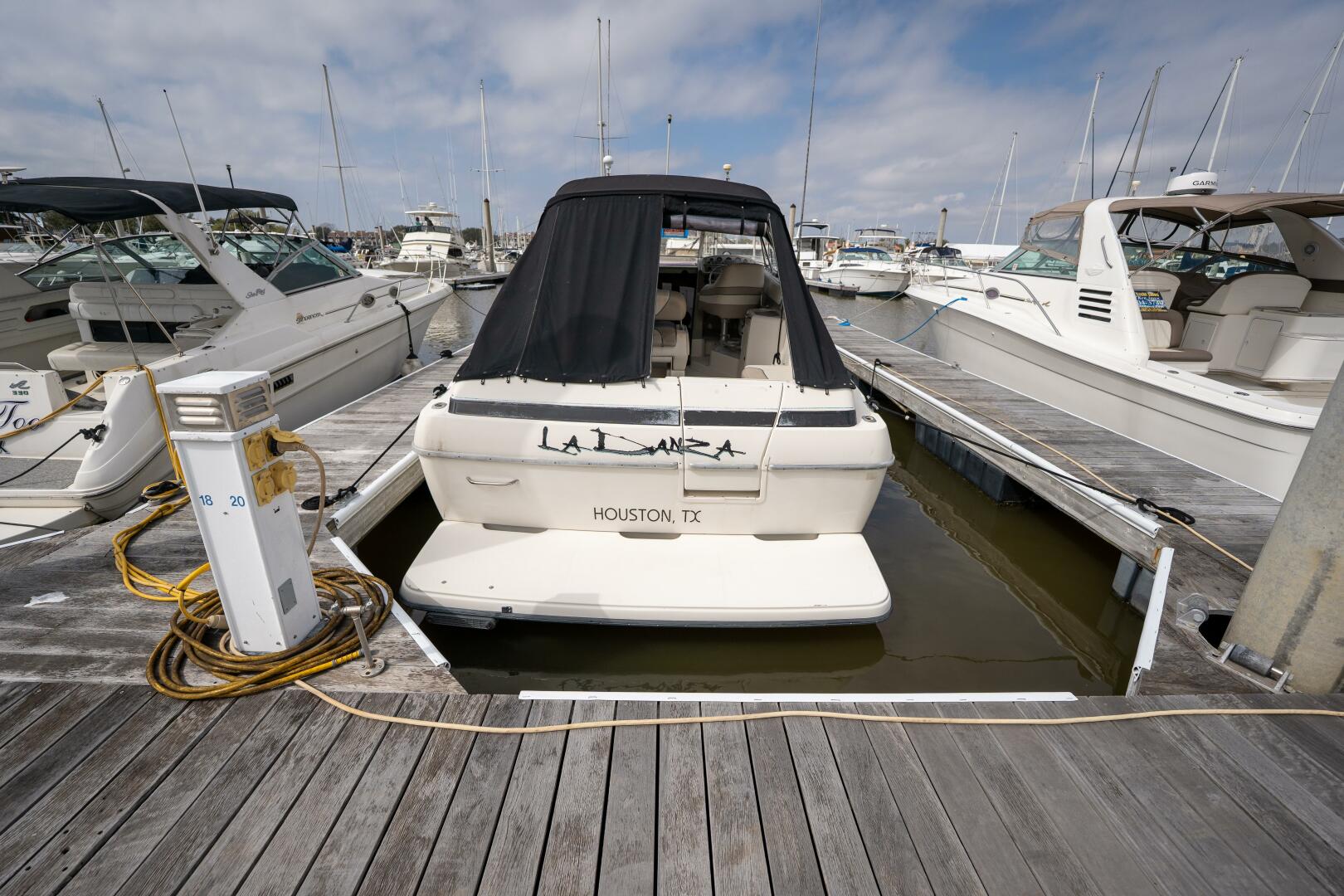Slide: The Image of Bayliner 3255 Avanti 1997 - 5121067