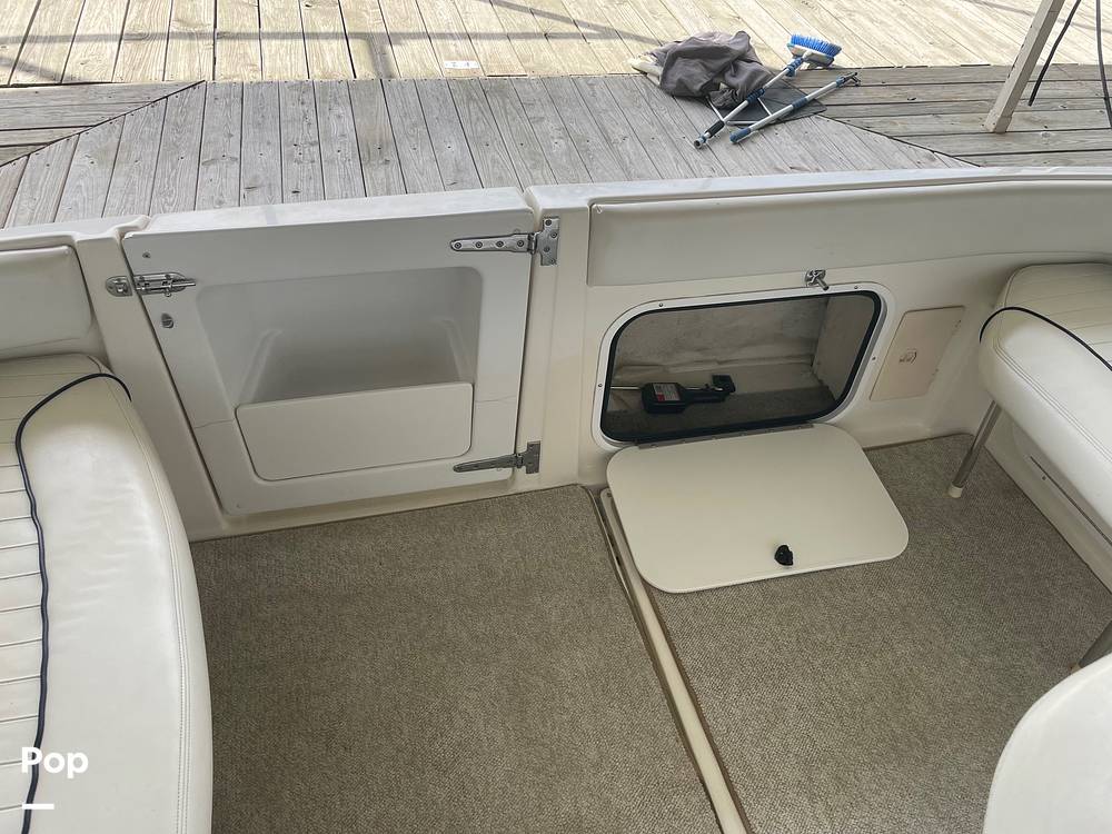 Slide: The Image of Bayliner 3255 Avanti 1999 - 15352030