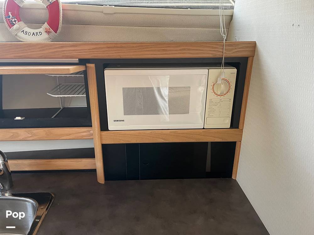 Slide: The Image of Bayliner 3255 Avanti 1999 - 15352044