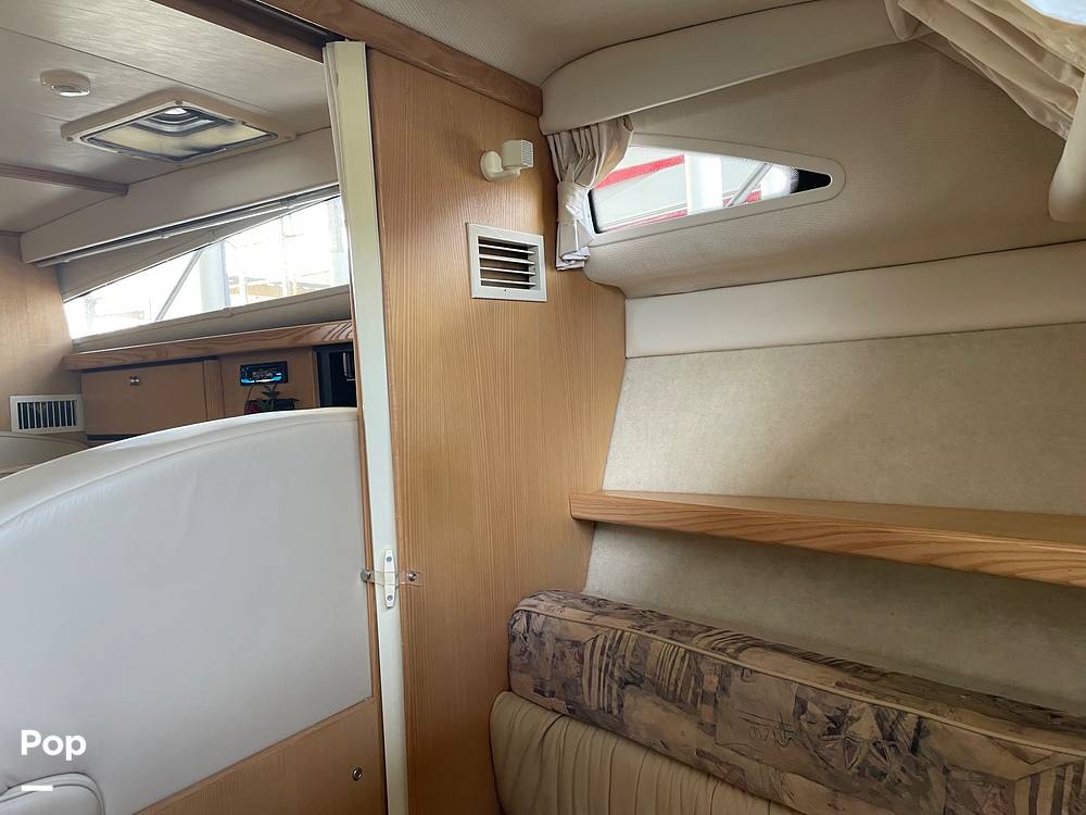 Slide: The Image of Bayliner 3255 Avanti 1999 - 15352047