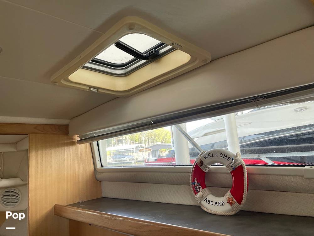 Slide: The Image of Bayliner 3255 Avanti 1999 - 15352049